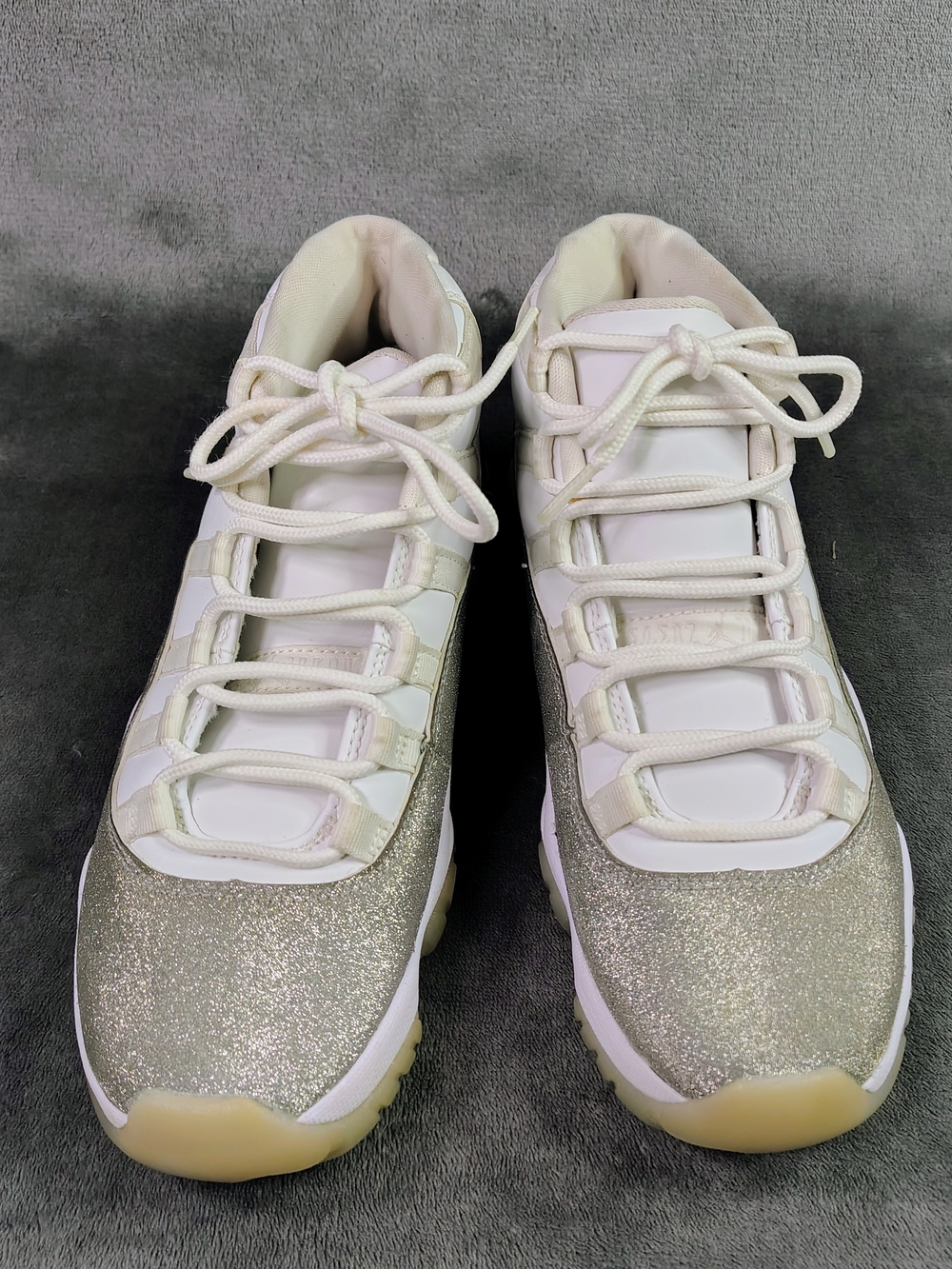 Air Jordan 11 Retro Vast Grey Metallic Silver Women’s 7.5 AR0715-100 2019